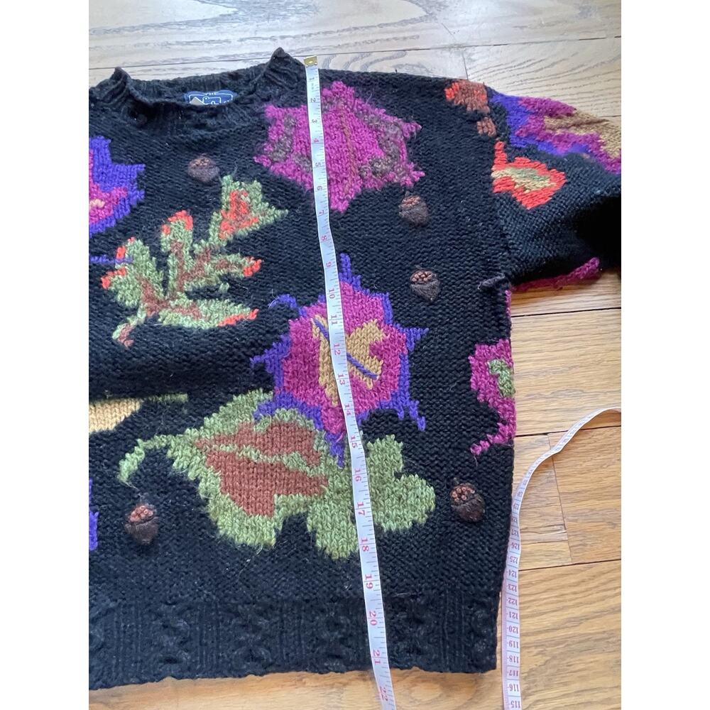 Woolrich Woman VTG Wool Mohair Sweater M Black Colorful Leaf Acorn Fall Knit - Picture 8 of 10